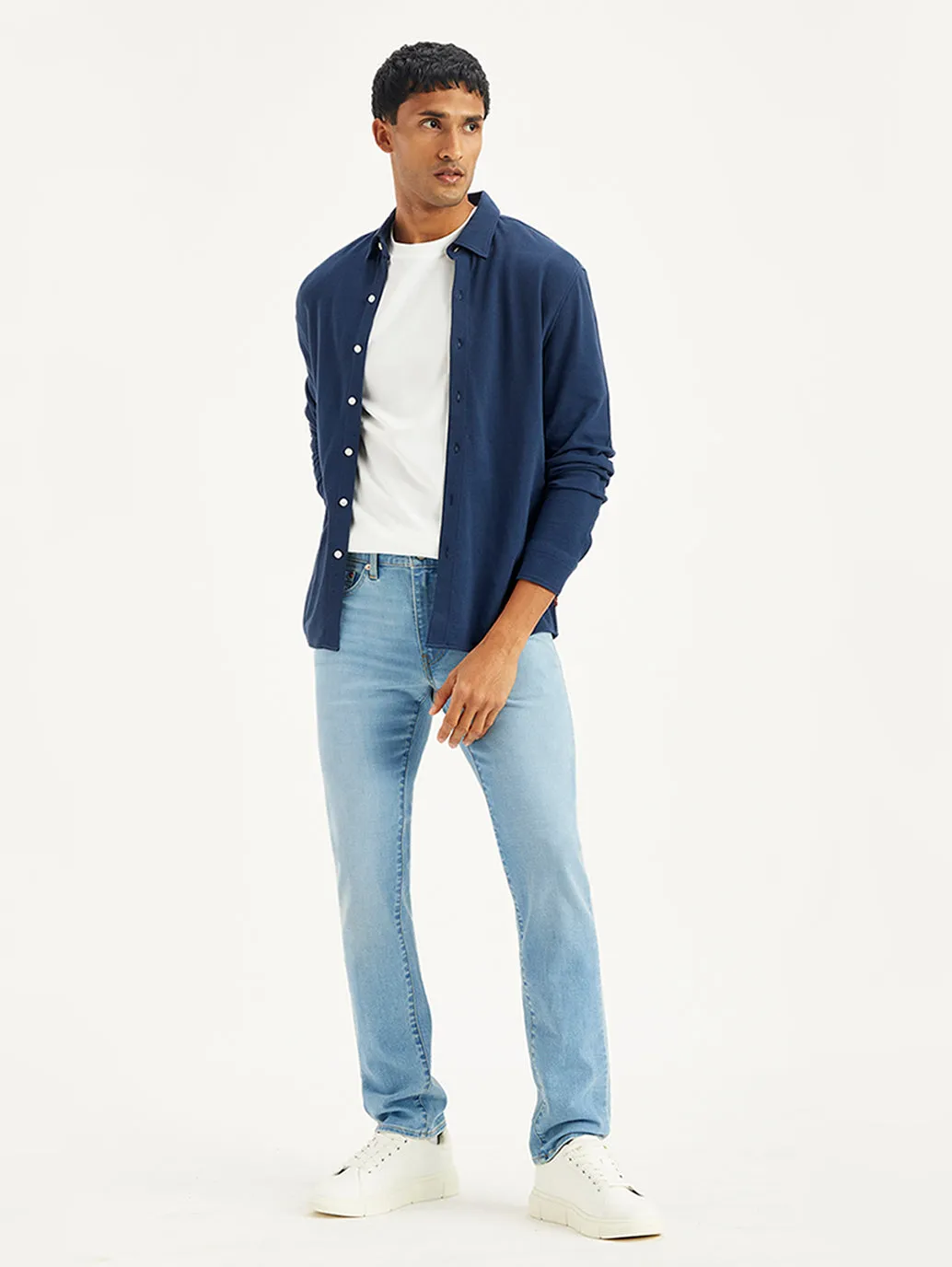 Casual Dressing Distressed Detailing Men's 511 Light Blue Slim Fit Mid Rise Jeans