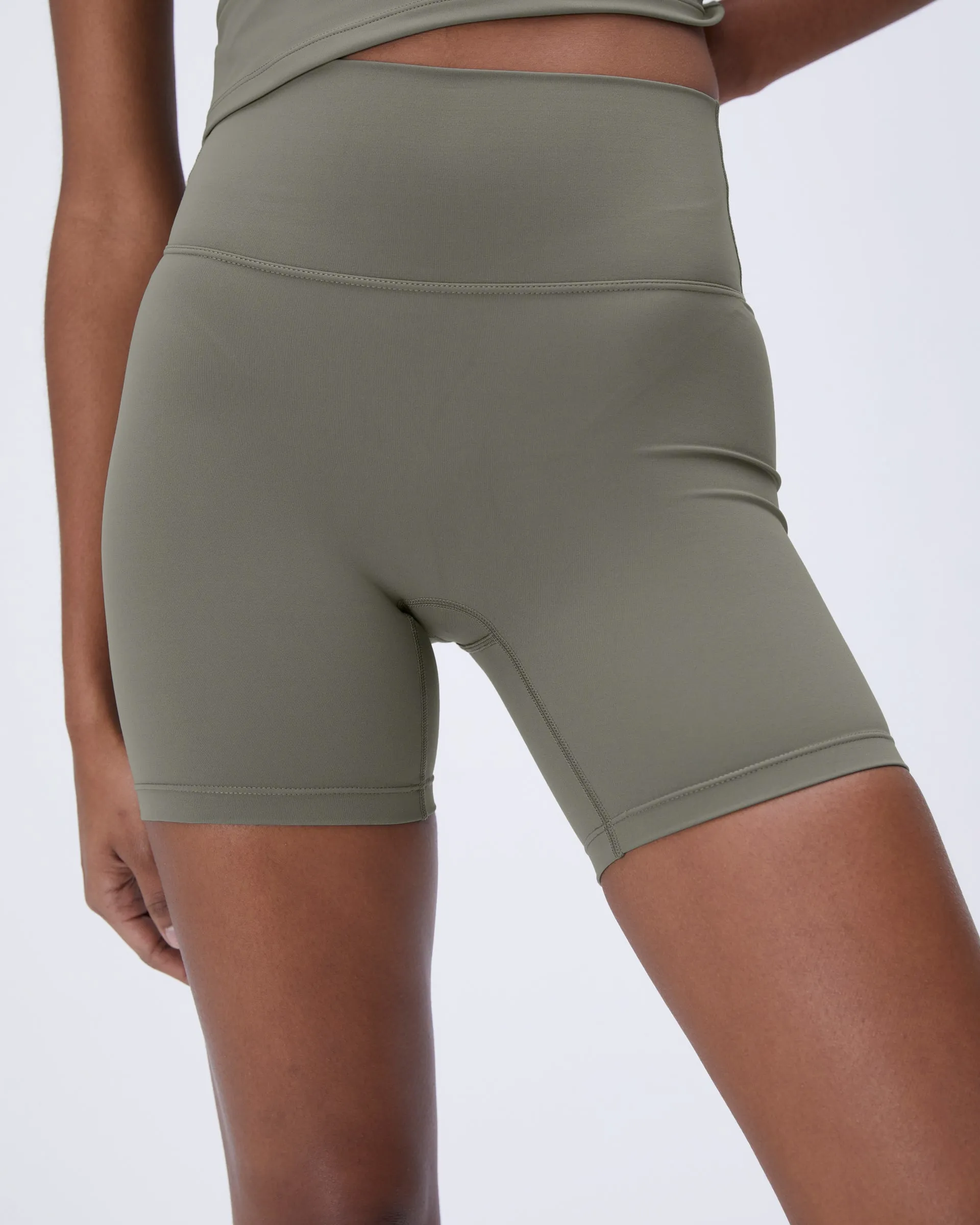 Smooth Texture Ultimate Crop Shorts - Olive Green
