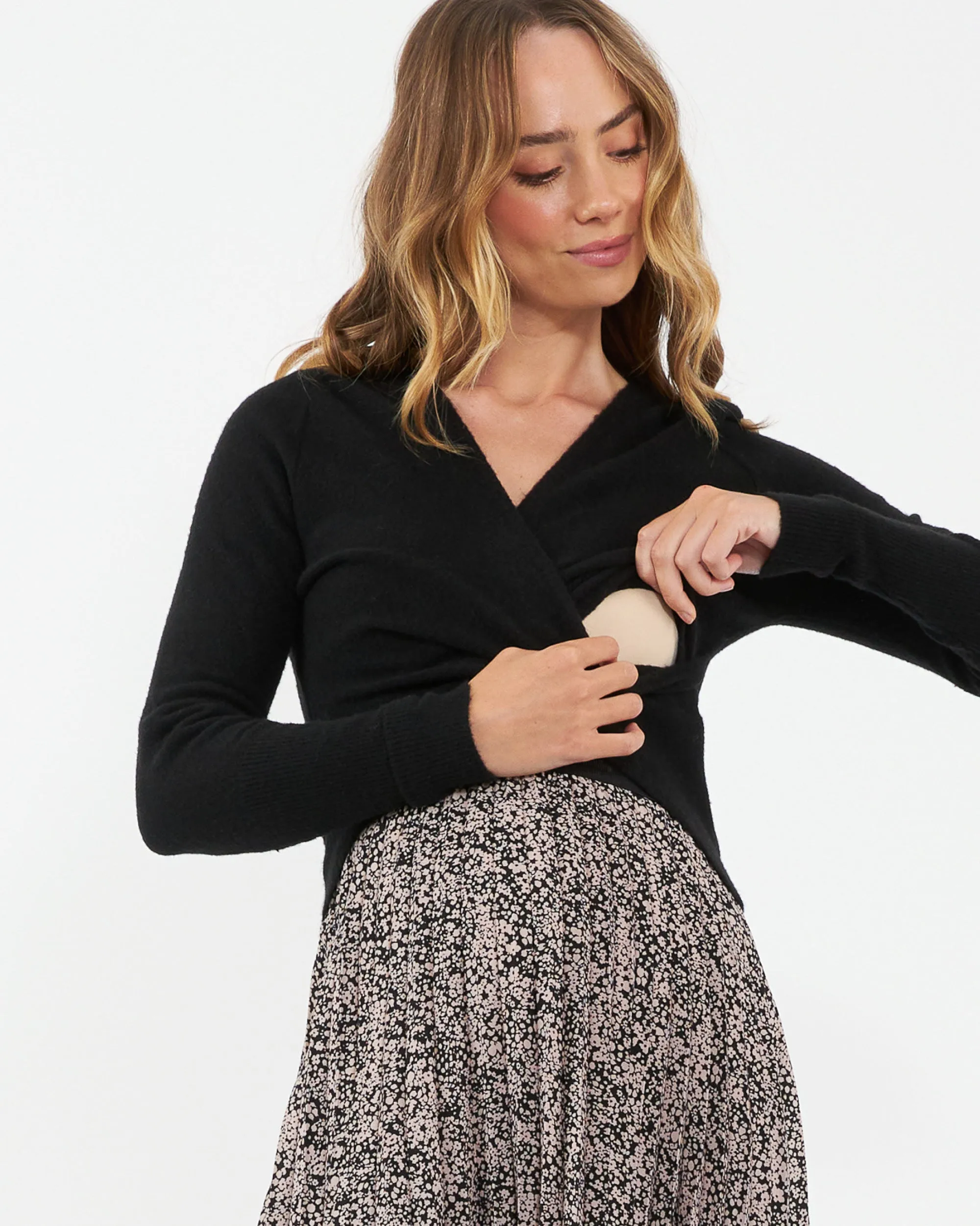 Pleated Skirt maternity wear Willa Nursing Knit Black