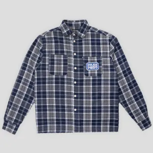 Everyday Essential Seamless Shoulder Construction Pass~Port Yearbook Logo Workers Flannel - Navy